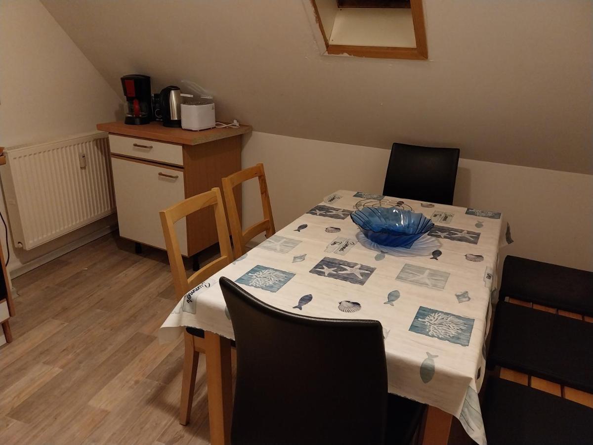 2 Zimmer Ferien & Monteur Wohnung Dg Ридштадт Экстерьер фото